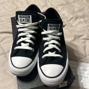 Women’s Converse Chuck Taylor All Star Madison Sneakers Size 9.5